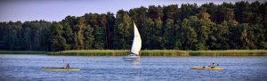 Lubiatów nad jeziorem Sławskim - wypożyczalnia łódek, żaglówek, omegi, kajaki, Sup
